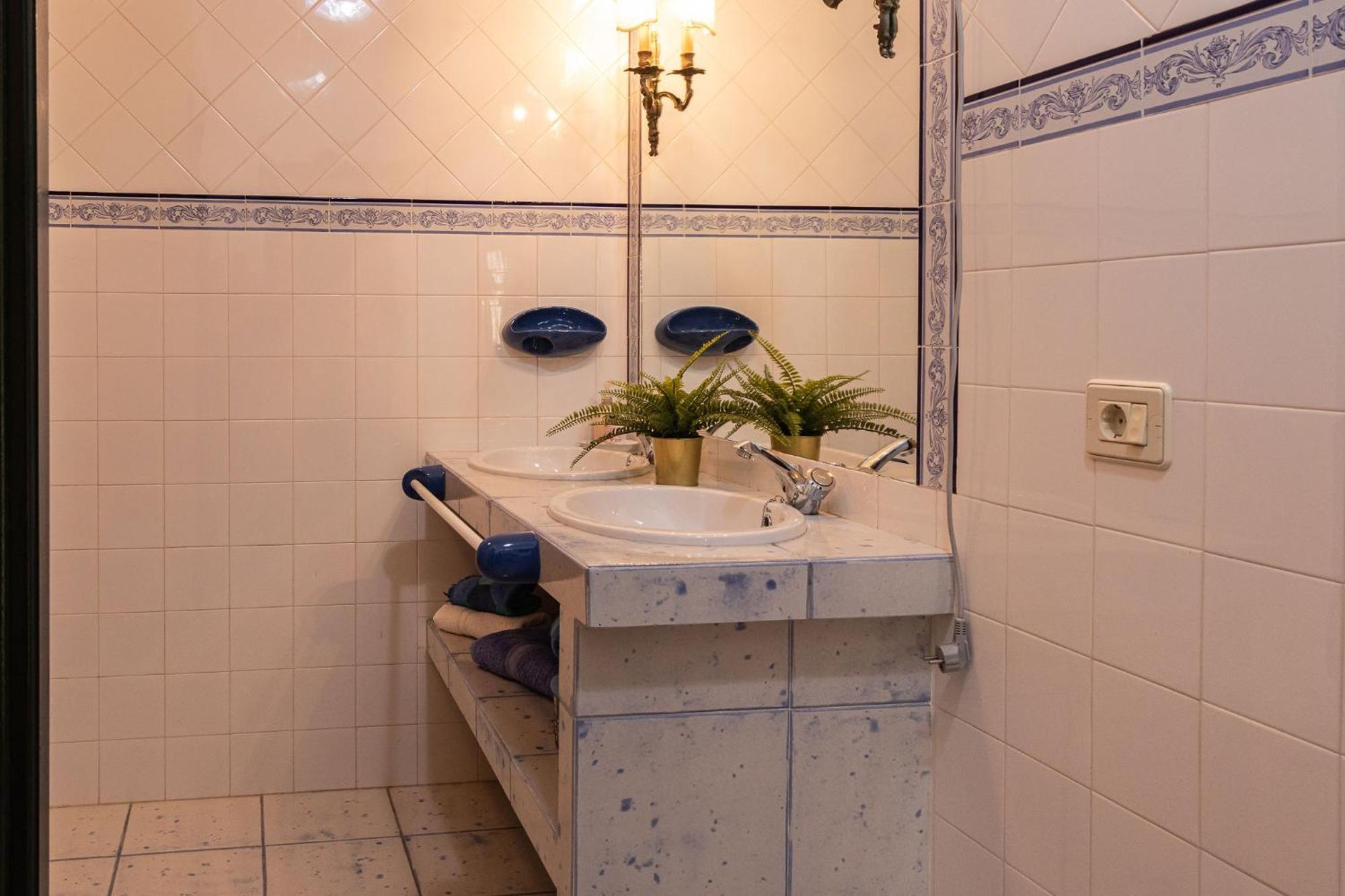 Vivienda Vacacional Alameda 埃尔帕索 外观 照片